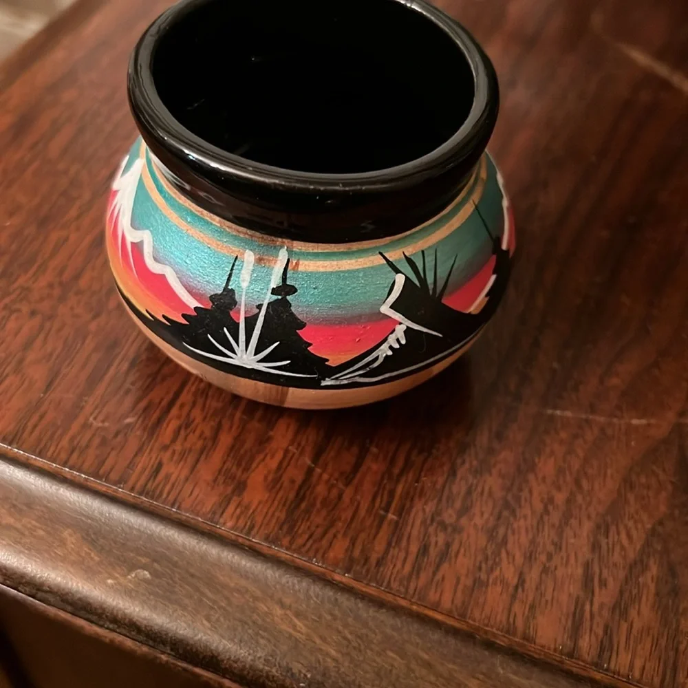 Native Indian Art Hand Painted Mini Pot Vase  Like new